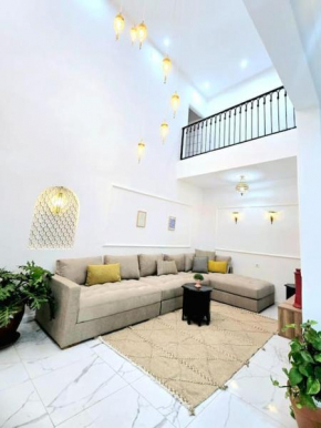 Luxury and Healthy designed Villa with pool Imlil